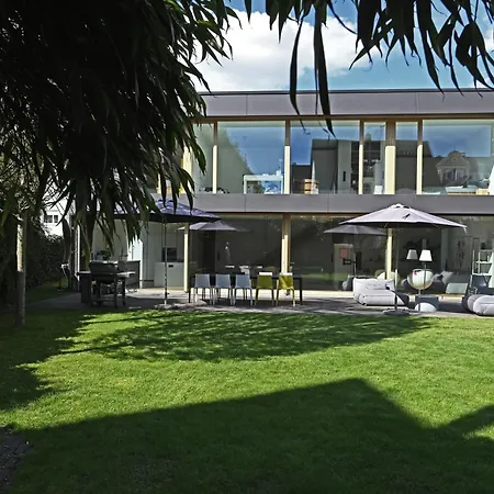 B6 - Moderne Architektenvilla Fuer 2-6 Personen, *