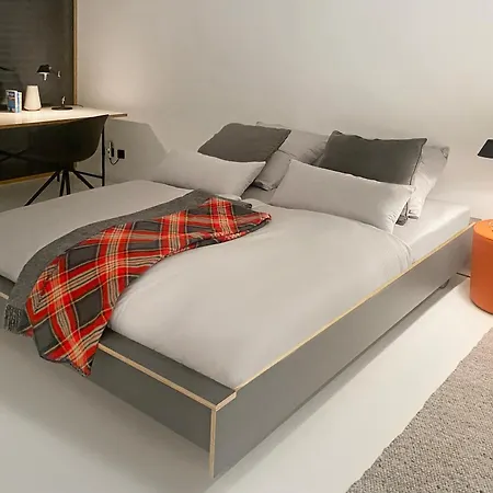 B6 - Moderne Architektenvilla Fuer 2-6 Personen, 纽伦堡