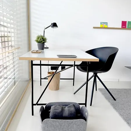 B6 - Moderne Architektenvilla Fuer 2-6 Personen, 度假居 *