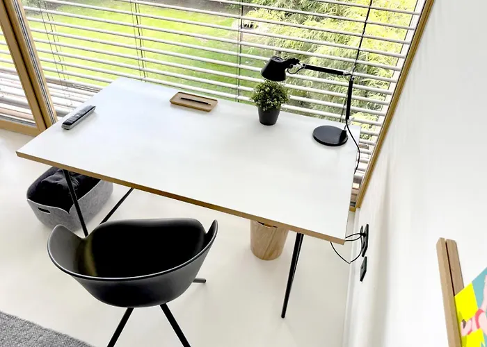B6 - Moderne Architektenvilla Fuer 2-6 Personen, *