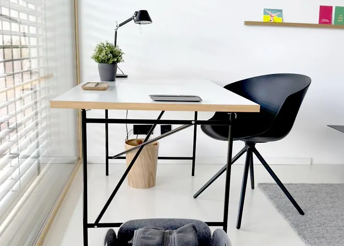 B6 - Moderne Architektenvilla Fuer 2-6 Personen, Prázdninový dům *